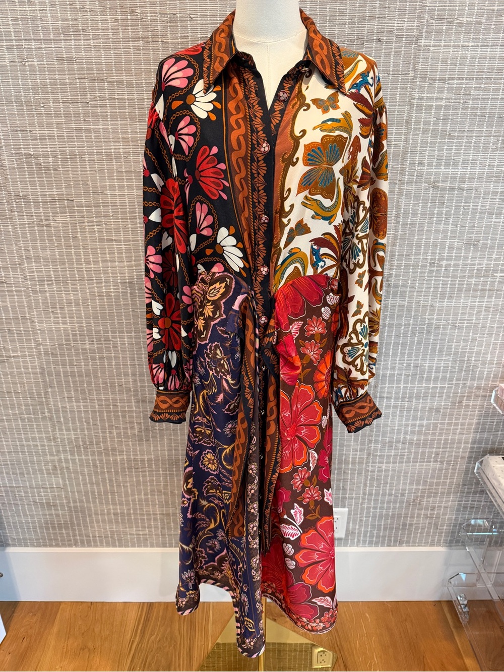 🤎 Farm Rio Miranda Long-Sleeve Wrap Midi Dress 🤎 - Picture 2 of 7